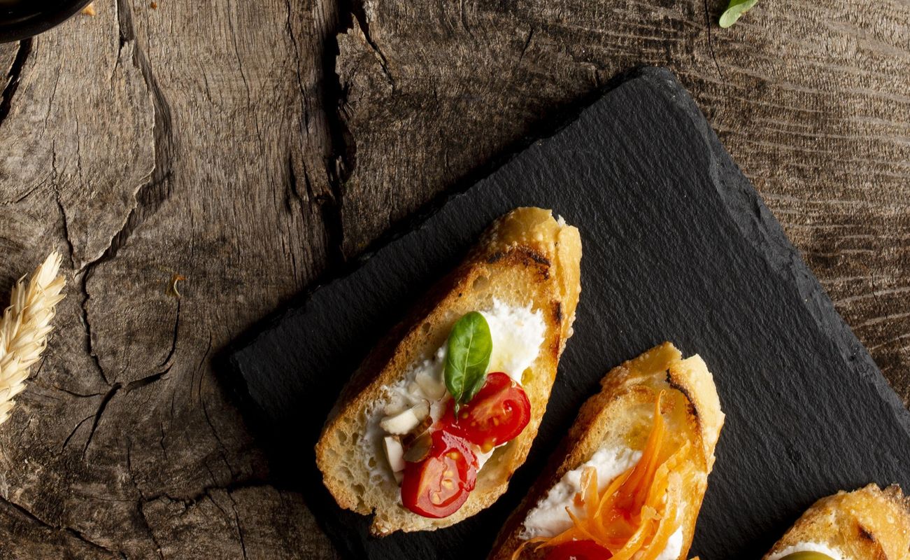 Top View Slices With Tomato Cream Header 1